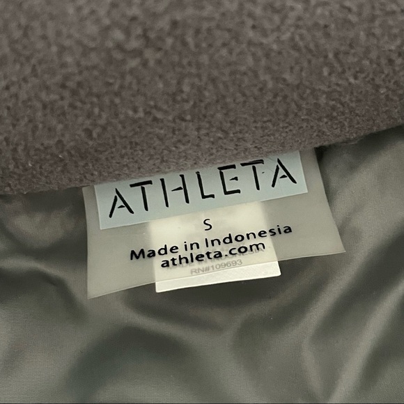 Athleta Grey Down Puffer Jacket - Picture 16 of 16